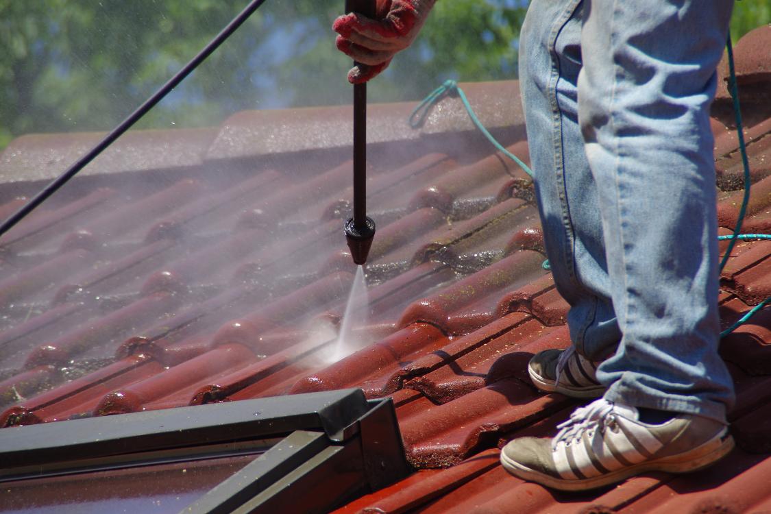Expert Roof Wash for Tiled & Colorbond